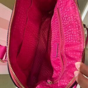 Kate Spade pink leather crossbody purse, used but in perfect conditions